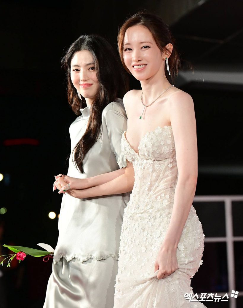 'ฮันโซฮี-จอนจงซอ' ควงแขนร่วมงาน BIFF สวยกินกันไม่ลง!