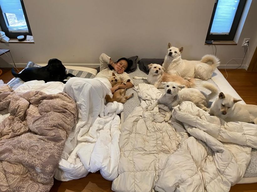 ชาวเน็ตอึ้งสภาพ วิจารณ์ยับเป็นถึงคนดังเเต่ห้องเละมาก!