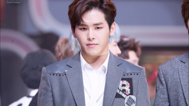 โฮย่า (Hoya) พูดถึงการตัดสินใจออกจาก Woollim เป็นครั้งแรกผ่านรายการโทรทัศน์