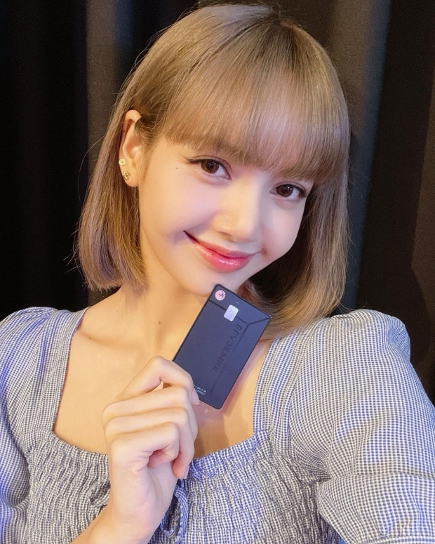 เปิดเบื้องหลังโปสเตอร์ LALISA ที่ลิซ่าลั่น โป๊ะ โป๊ะมาก!!