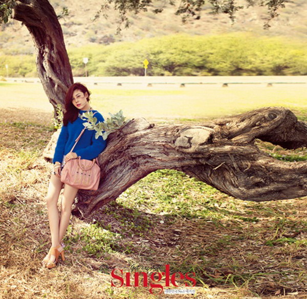 คิม ฮานึล  อวดแฟชั่นสุดชิคในนิตยสาร Singles