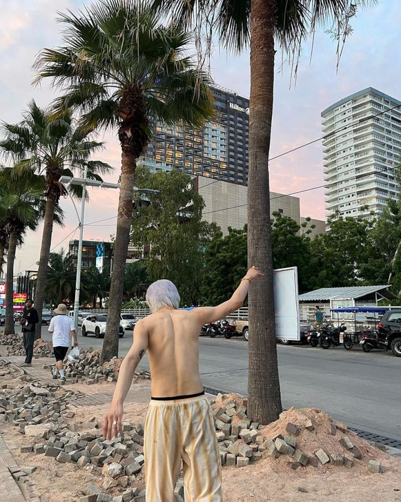 ตัวพ่อเว่อร์! นักร้องเกาหลีติดใจรถสองแถวไทยถึงขั้นโพสต์กลางไอจี