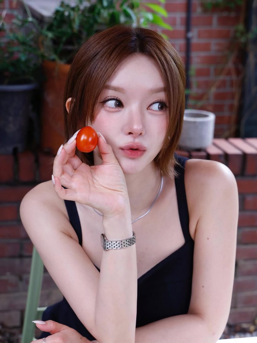 ดราม่าซุปตาร์สาวอวดรูปสวยๆ เเต่โดนทัก หน้าเปลี่ยนอีกเเล้ว