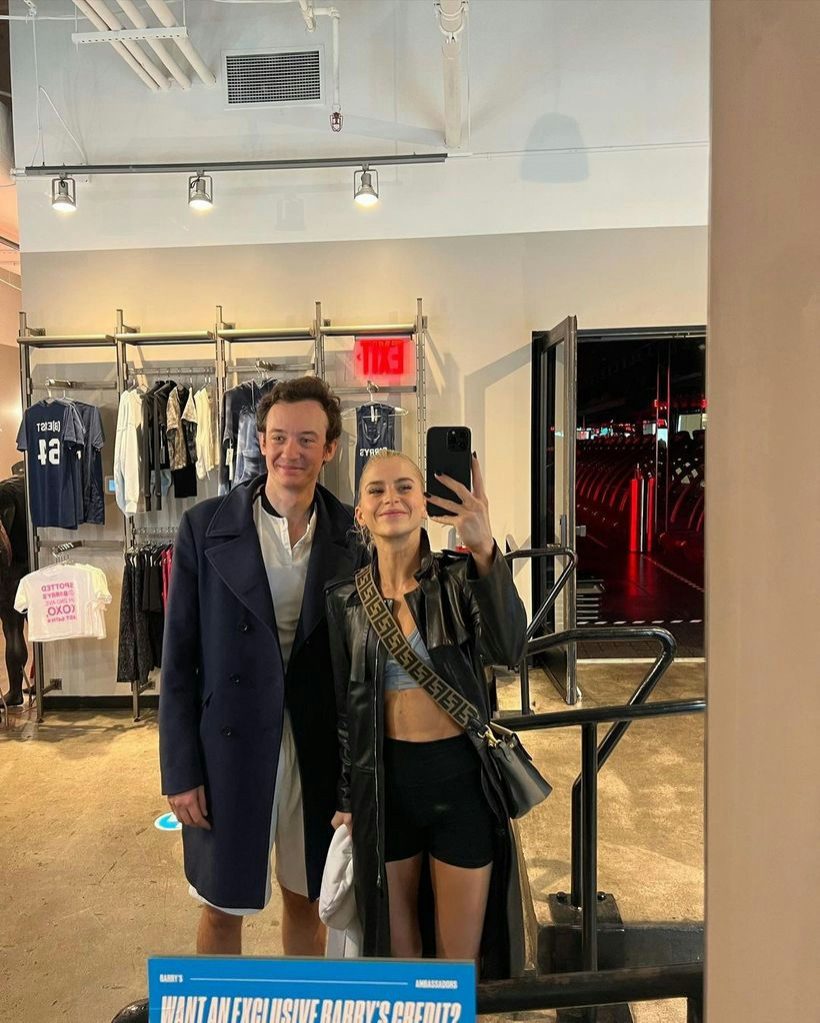 ลือ! ลิซ่า โสดเเล้ว เลิก เฟรเดอริก เเถมฝ่ายชายมีรูปคู่สาวอื่น