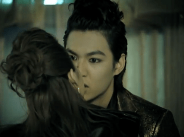 ซานดารา จูบกับ อีมินโฮ ในเบื้องหลัง MV ลั่น “เราจูบมากกว่า 50 คร้ัง”(คลิป)