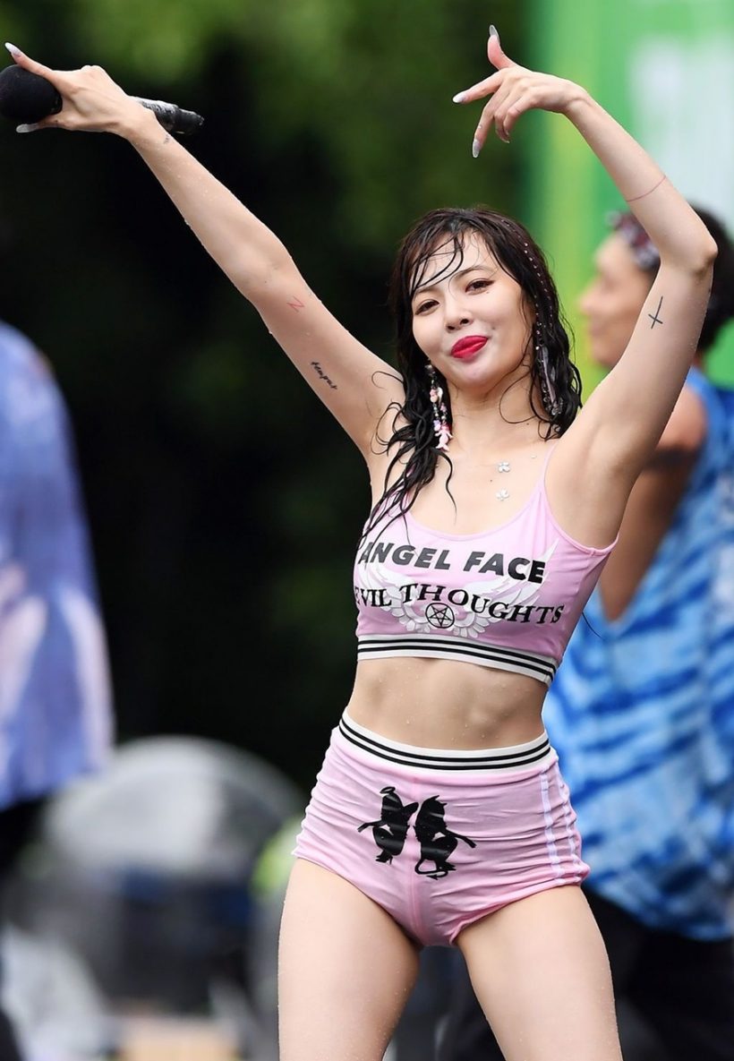 มัดรวมช็อดเด็ด! HyunA สมฉาย ตัวเเม่ตัวมัมแห่งงานเฟสติวัลสาดน้ำดับร้อน