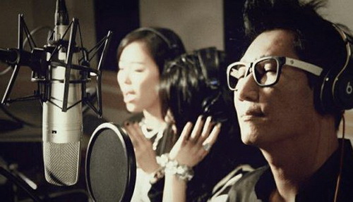 ลุงจมูกโต จีซอกจิน จับไมค์ร้องเพลงอีกครั้งในรอบ 22 ปี