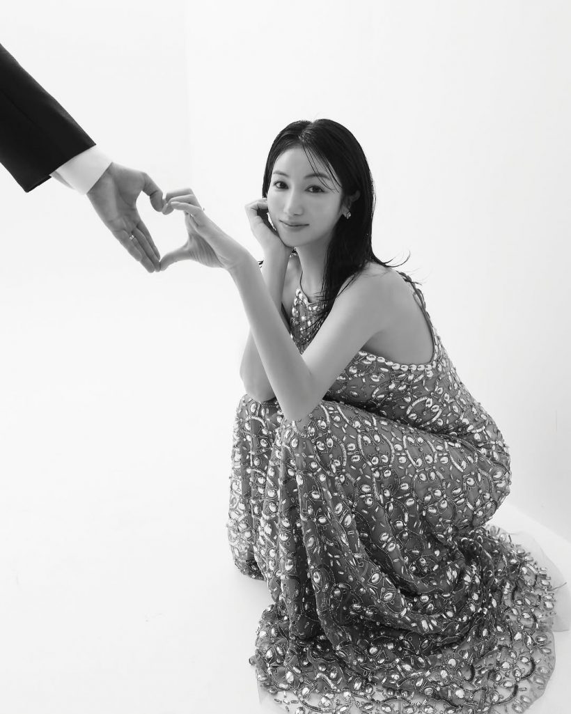 นักร้องสาวประกาศข่าววิวาห์ เเฟนๆเข้าใจผิด นึกว่าโสดมาตลอด!