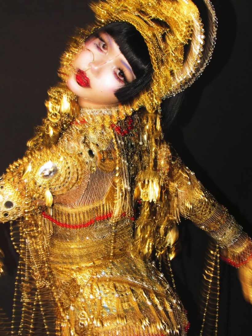 ลิซ่า BLACKPINK ทำทั่วโลกตะลึง โคฟเว่อร์ Jibaro รับฮาโลวีน