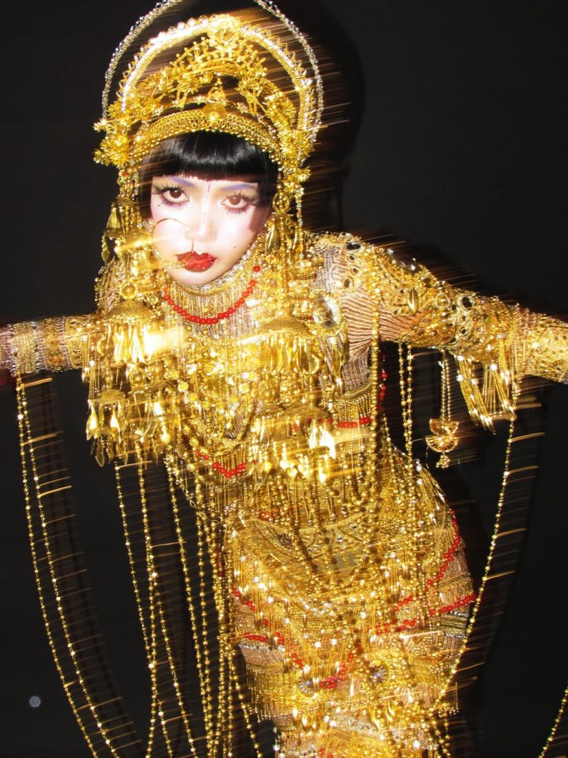 ลิซ่า BLACKPINK ทำทั่วโลกตะลึง โคฟเว่อร์ Jibaro รับฮาโลวีน