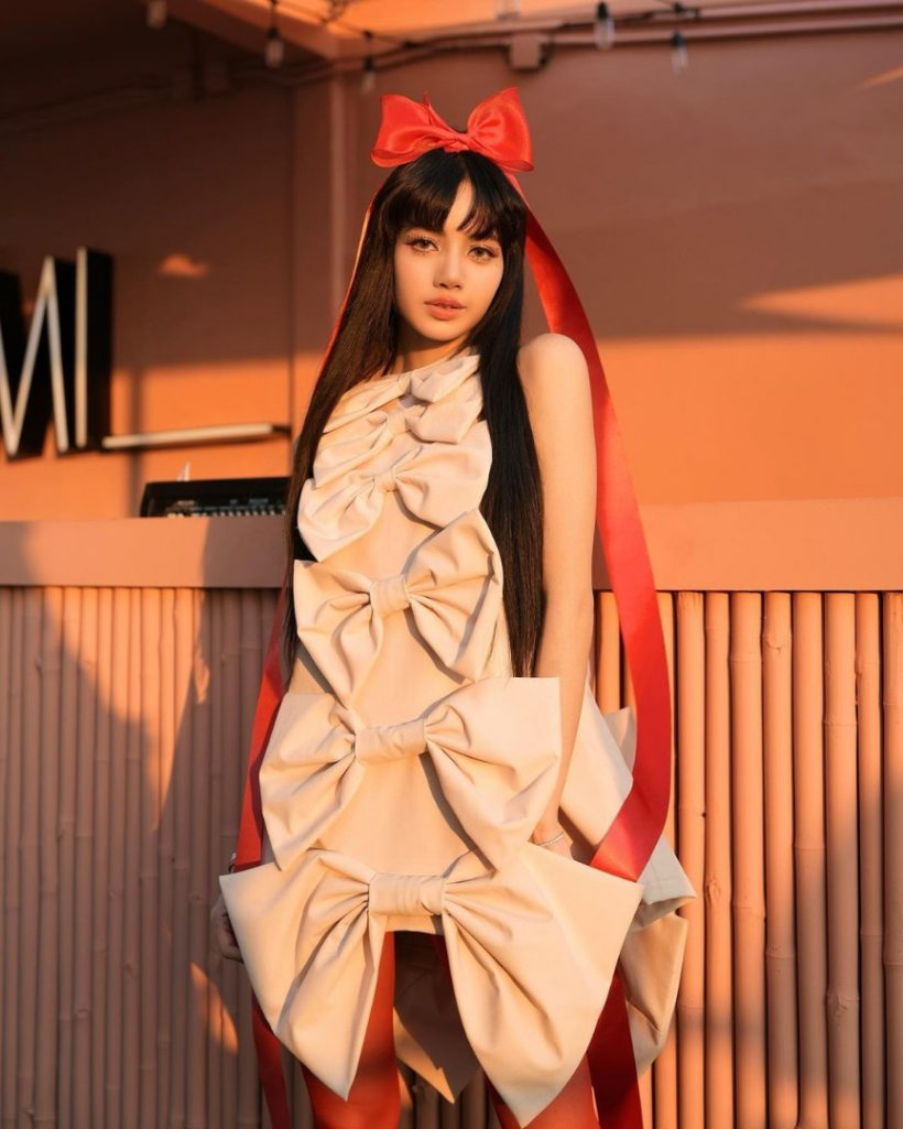 ย้อนโมเมนต์! วันเกิด ลิซ่า แต่ละปีปังไม่พัก สมมงตัวแม่