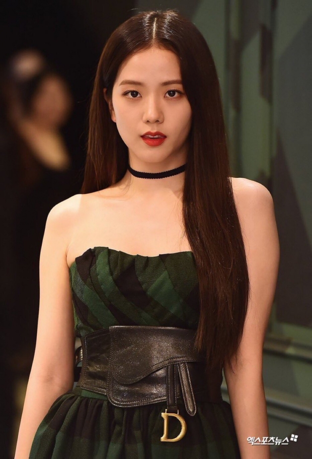 ไม่ธรรมดา! จีซู blackpink เข้าร่วมงานเเบนด์ Dior  สวย - เรียบหรูในลุคคุณหนู Dior