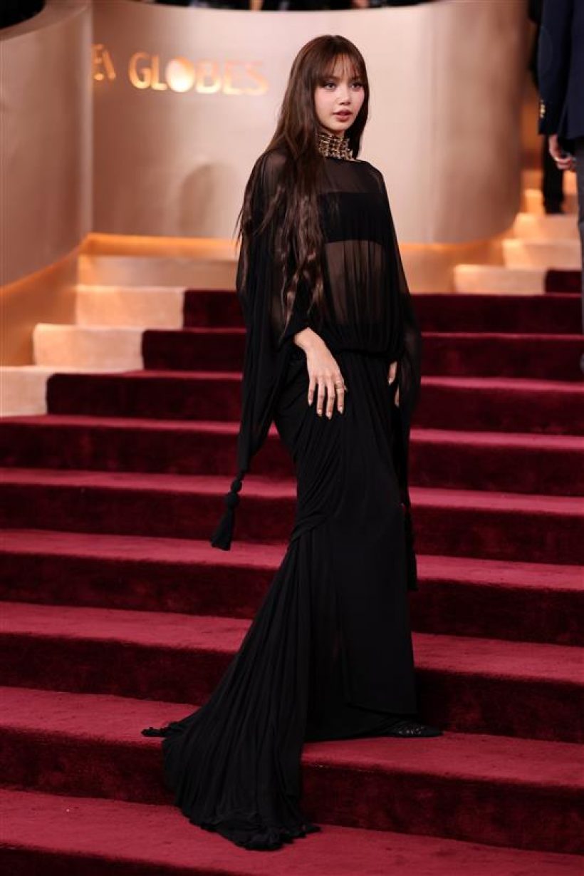 ซีนระดับโลก ลิซ่า บนพรมเเดงงานลูกโลกทองคำ สวยทรงพลังสุดๆ