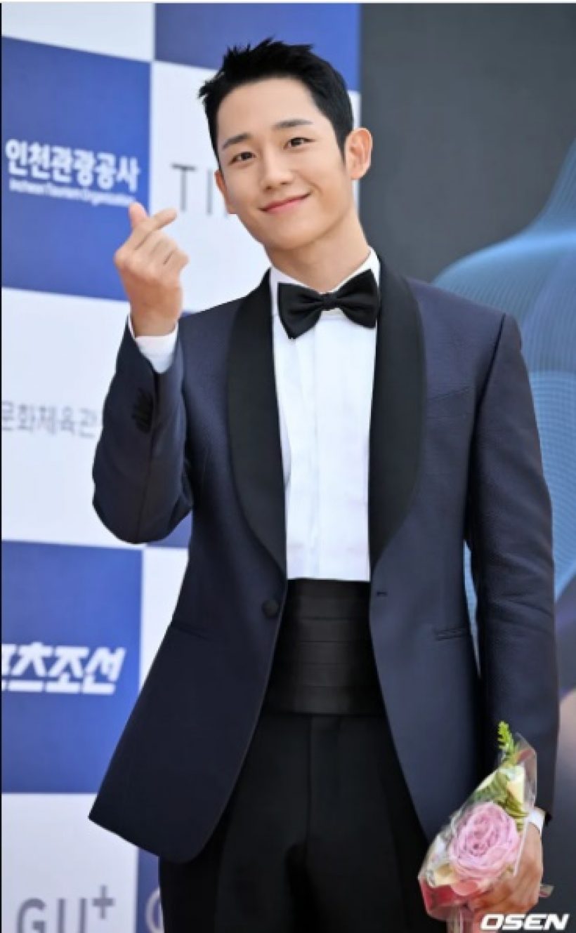 ส่องคนดังเกาหลี ตบเท้ารร่วมงาน 1st Blue Dragon Series Awards