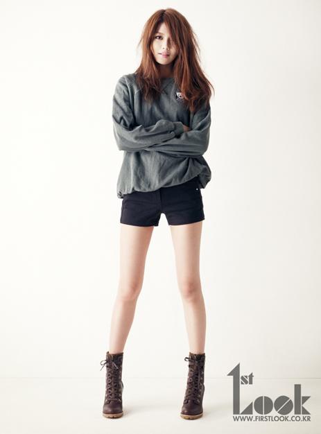 ซูยองแห่ง SNSD เผยภาพในนิตยสาร 1st Look