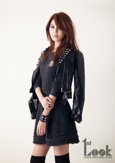 ซูยองแห่ง SNSD เผยภาพในนิตยสาร 1st Look