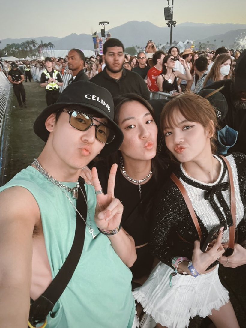 ลิซ่า ปรากฎตัวชมคอนเสิร์ต Coachella เพื่อนสนิทคนนี้ หล่อจนหลุดโฟกัส