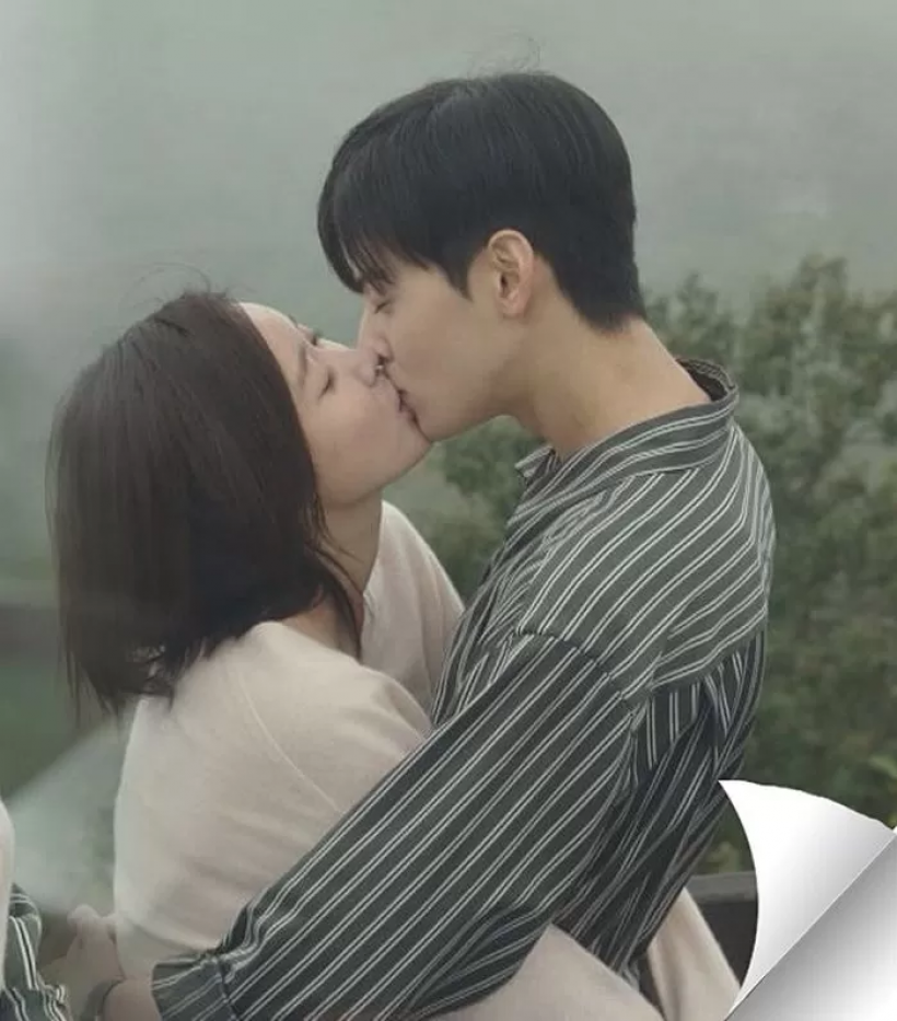 นางเอกสาวเผยเบื้องหลังฉากจูบกับชาอึนอู จูบนานจนปากบวม!