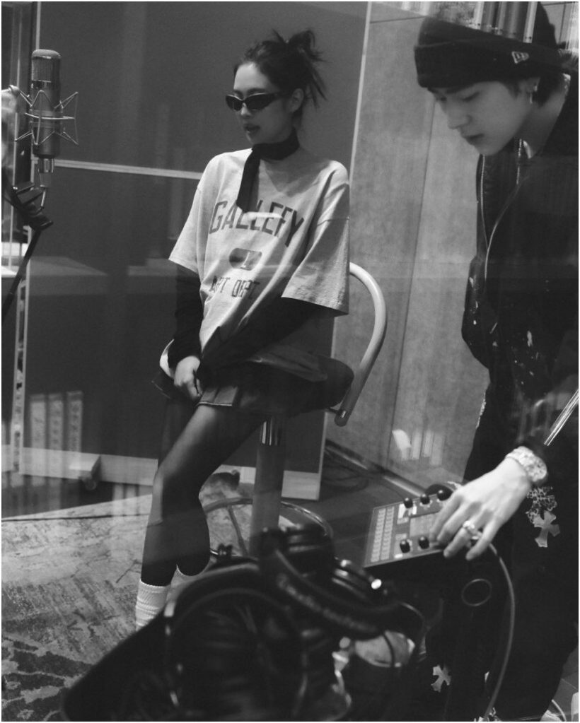 Zico ปล่อยภาพเบื้องหลังการทำเพลงใหม่กับเจนนี่ BLACKPINK