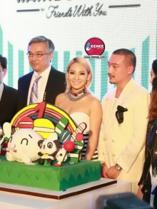 ห้างแทบแตกCL 2NE1 โผล่เซอร์ไพรส์!! แฟนๆชาวไทย