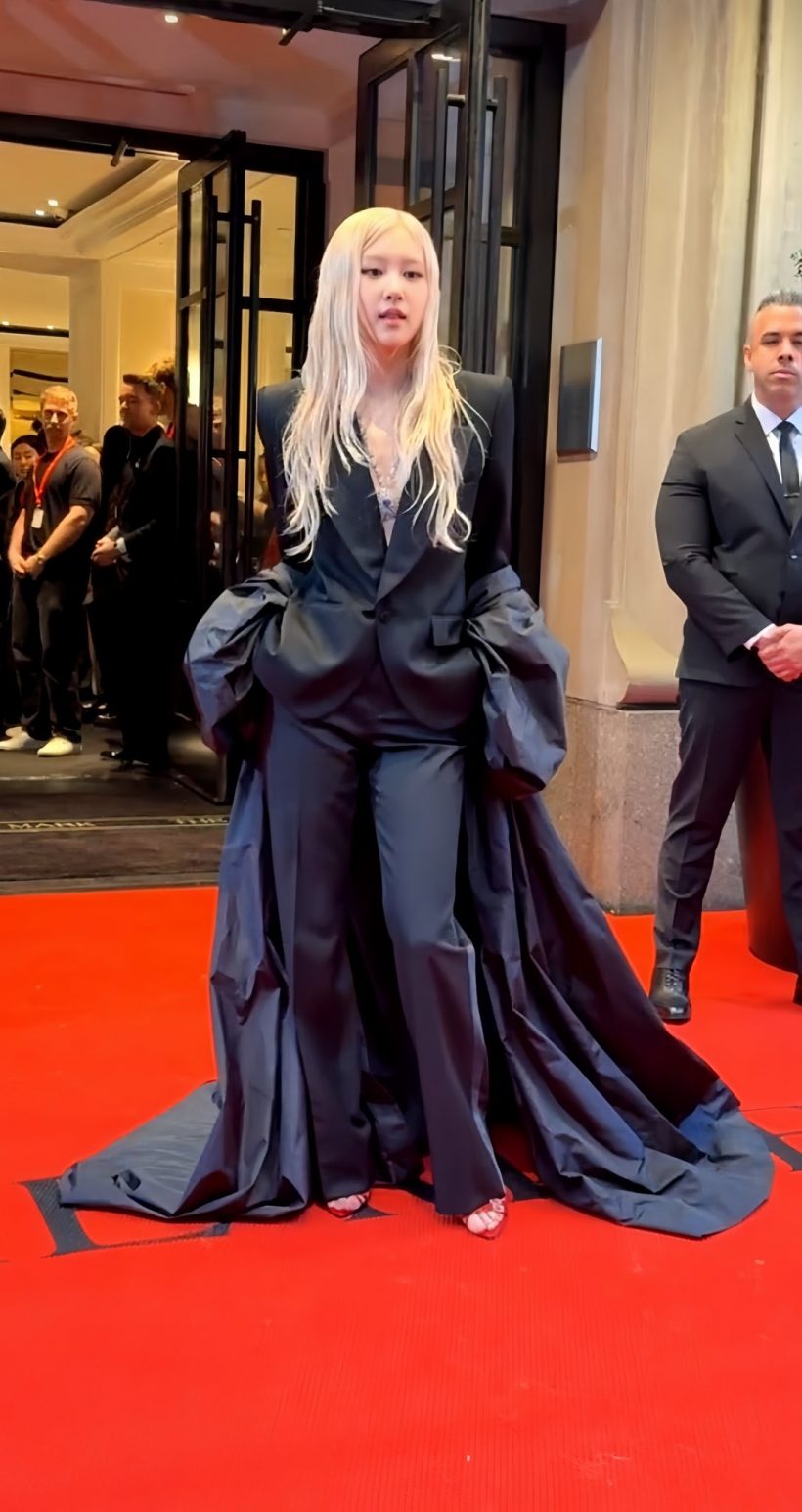 รวมความจึ้ง 3 สาว ลิซ่า-เจนนี่-โรเซ่ ทำ Met Gala สั่นสะเทือน