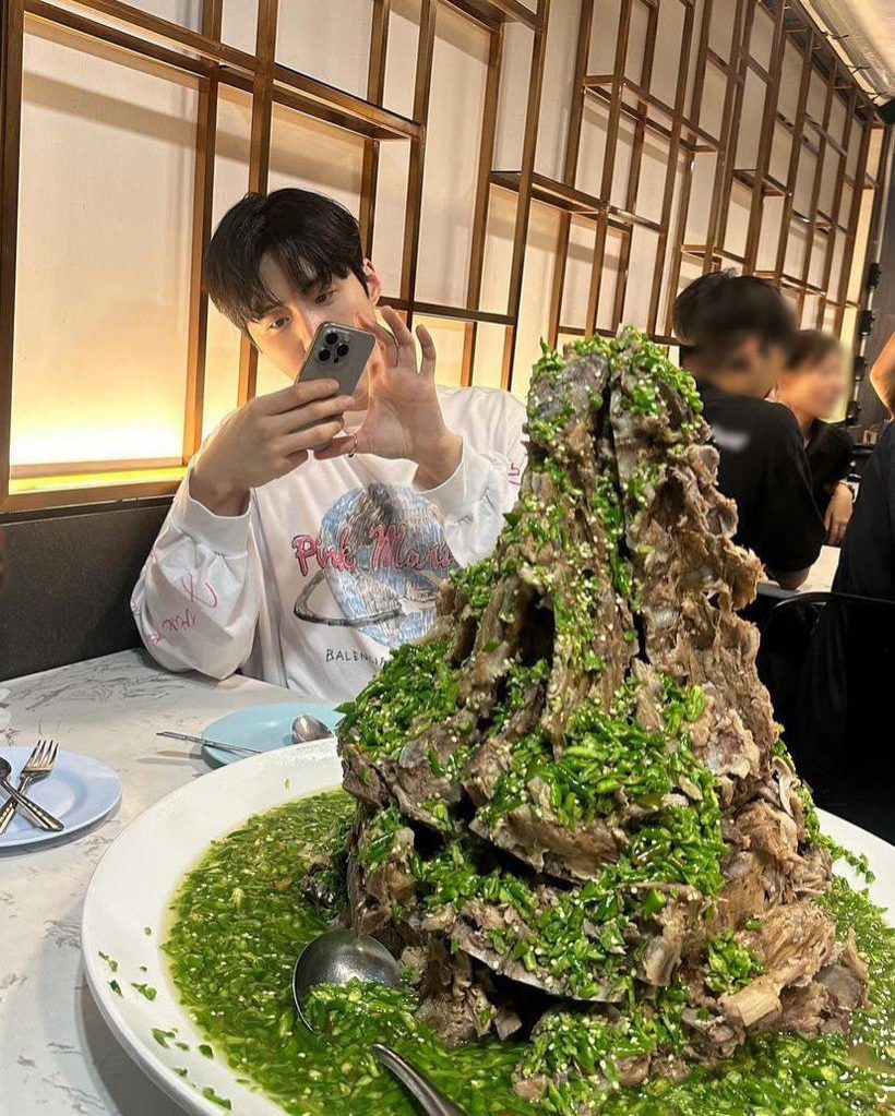 คิมซอนโฮ เขยไทย No.1 เเนะนำเมนูเด็ดมาเมื่อไหร่เป็นต้องสั่ง!