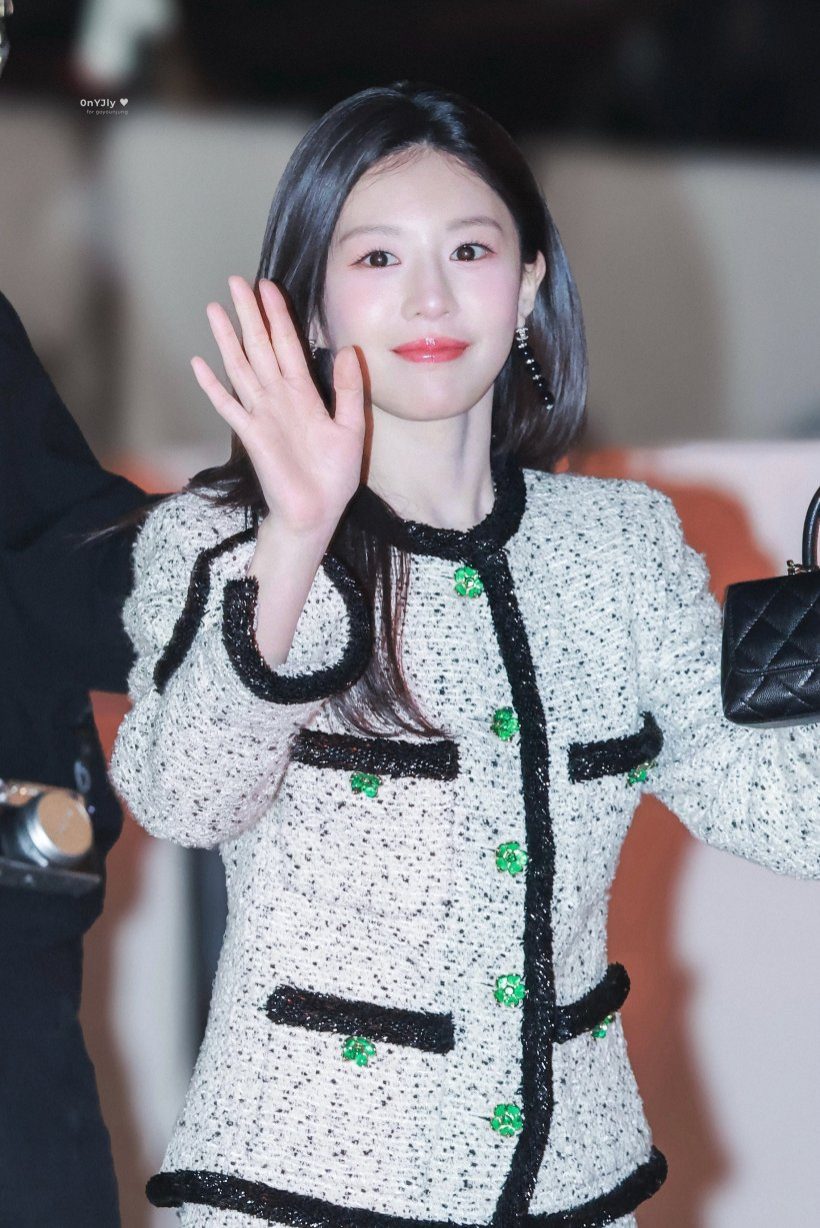 งานเข้า! โกยุนจอง ทำเเบบนี้ในงานระดับโลกเหมาะสมมั้ย?