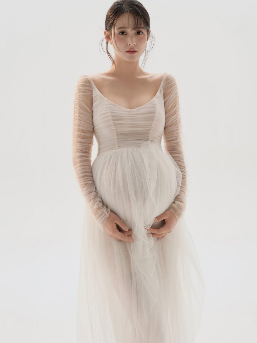 ยิ่งท้องยิ่งสวย! ดาราสาว ออร่าพุ่ง นับถอยหลังเจอลูกชายคนแรก