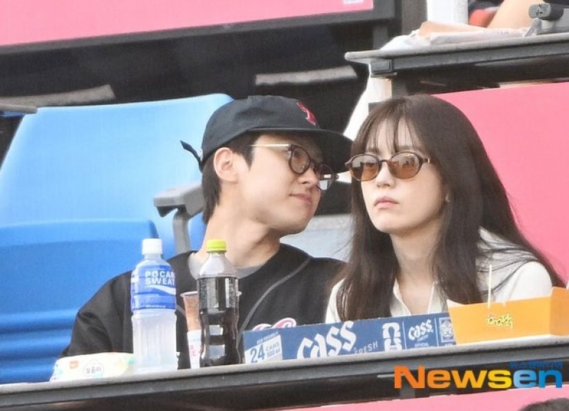 เห็นเต็มตา! นางเอกดังควงพระเอกคู่จิ้น ดูเบสบอล