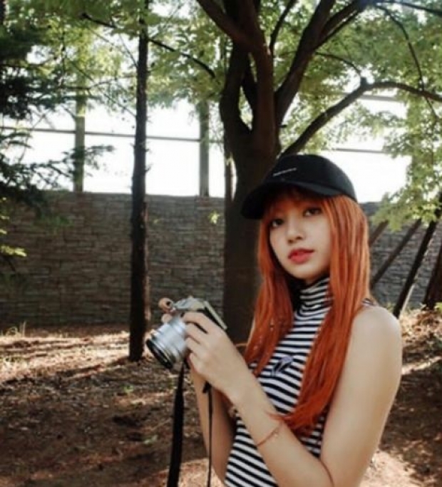 เปิดคลังแสง กล้องถ่ายรูป “LISA BLACKPINK” พร้อมฝีมือการถ่ายรูปที่ไม่ธรรมดา