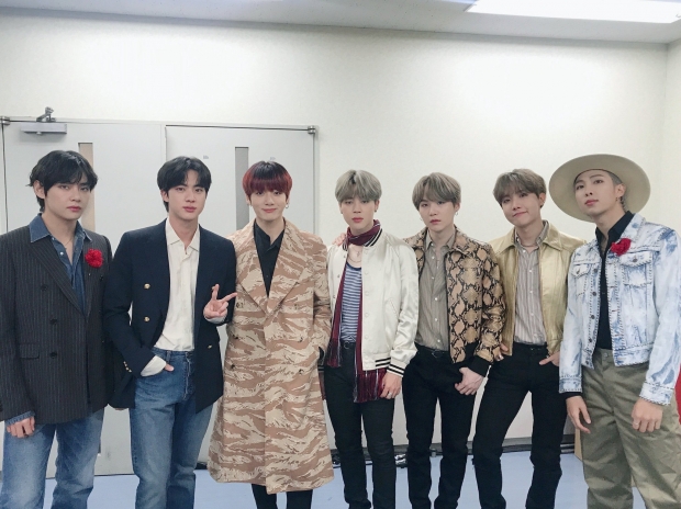 เเฟนคลับเฮ!!!  BTS เหมารางวัลเเห่งปี 4 สาขาจากงาน MAMA 2019