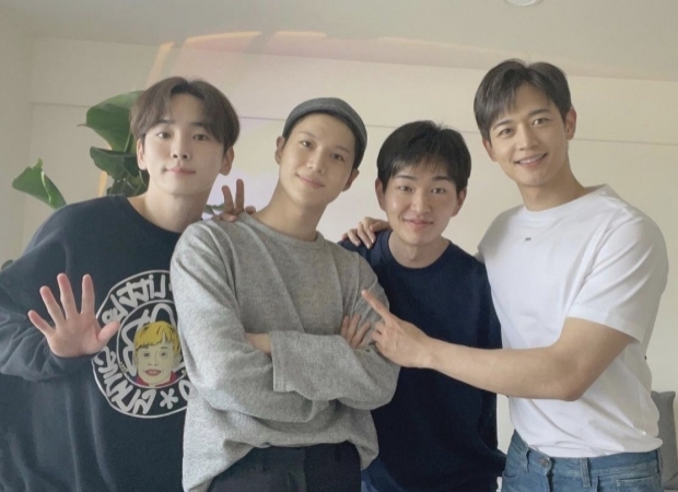  เปิดภาพล่าสุด แทมินSHINee ในค่ายทหาร ว้ายกรี๊ดลุคนี้จำแทบไม่ได้