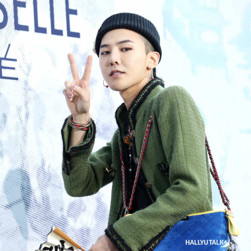 แต้มบุญสูง!แฟนๆตาดีแอบเห็น G-dragon ในลุคนอกจอสุดชิล