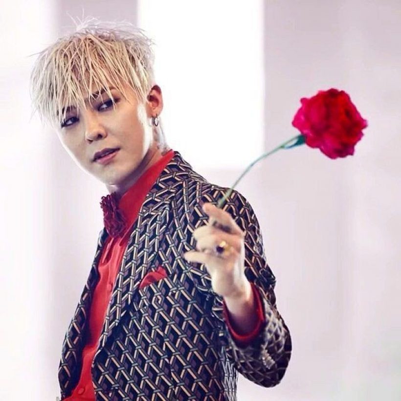 แต้มบุญสูง!แฟนๆตาดีแอบเห็น G-dragon ในลุคนอกจอสุดชิล