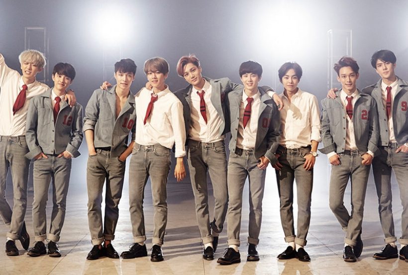 แฟนๆทั่วโลกช็อก! เลย์EXO แจ้งข่าวในวันครบรอบ10ปี