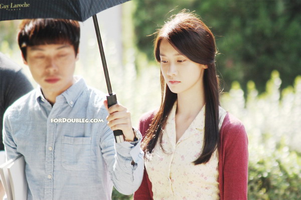 ยุนอา ณ กองถ่าย Love Rain