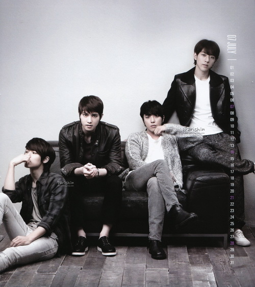 “CNBLUE” 