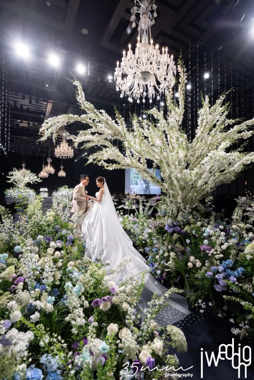 คู่รักสายฮาวิวาห์สุดยิ่งใหญ่ เชิญเเขกร่วมงานนับพันคน!