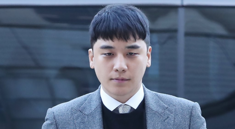 ชาวเน็ตเกา แห่ขุดคลิปเก่า ซึงรี อวยเขมรฉ่ำ กลางแก๊งจีนเทา