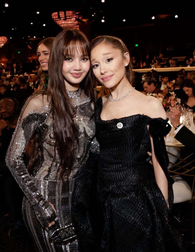ลิซ่า หน้าเสีย! จังหวะชุลมุน เกือบทำชุด Ariana พัง!