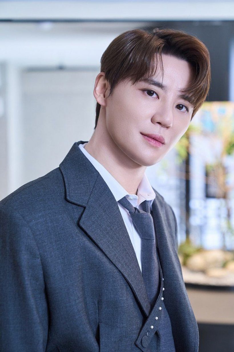 ย่องขึ้นเตียงจูบปาก! นักร้องหนุ่ม เล่านาทีซาแซงบุกบ้าน