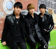 ฮือฮา! คลิปเสียง มิกกี้ แจจุง จุนซู JYJ ด่าและทำร้ายแฟนเพลง 