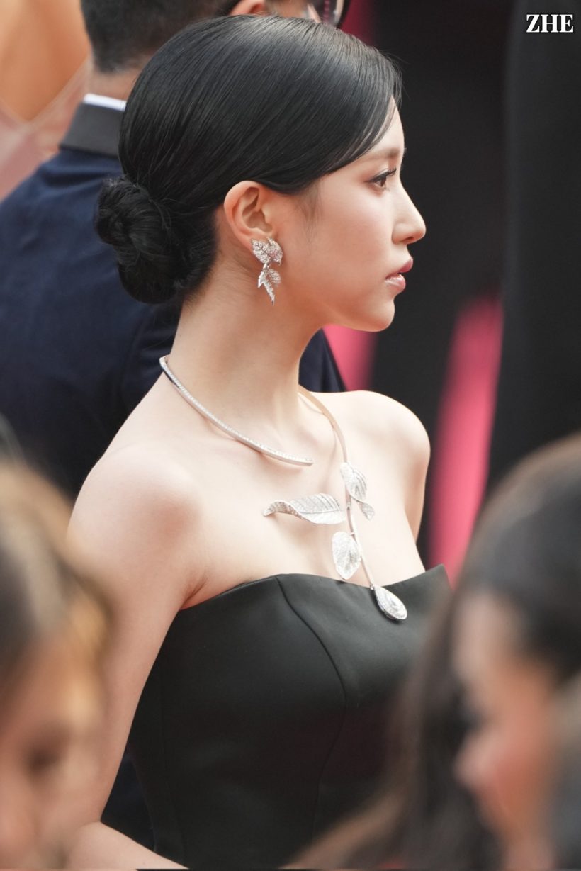 ชาวเน็ตกดWOW! นักร้องสาวคนดัง สวยสะกดแบบโคตรจึ้ง!บนพรมแดงคานส์