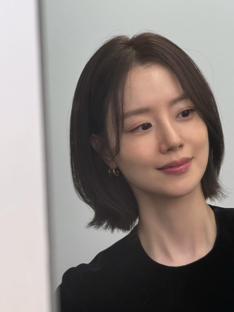 ฮือฮา!นางเอกตัวท็อป ประกาศข่าวดีวิวาห์ฟ้าแล่บแฟนหนุ่ม!!