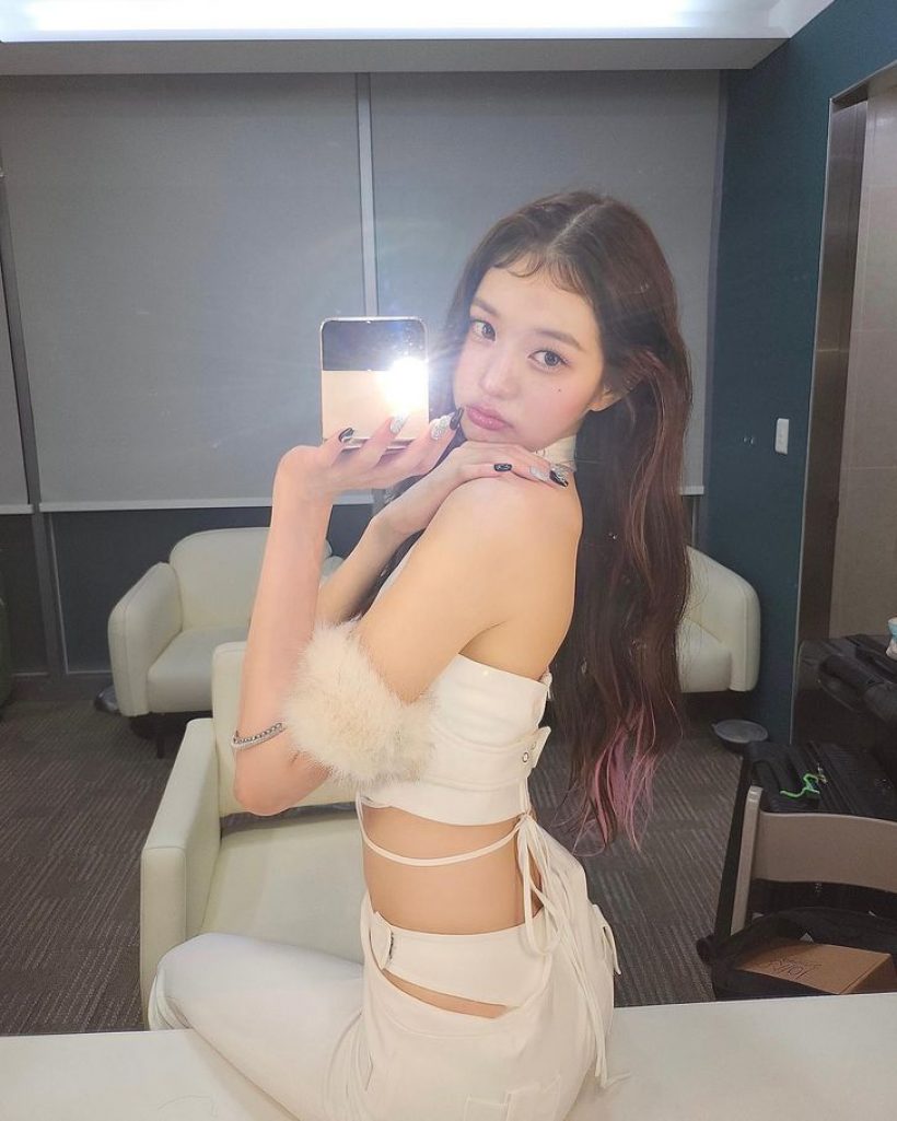 ซุปตาร์สาวงานเข้าเต็มๆ! คลิปสแกนหน้าที่สนามบิน โดนวิจารณ์ยับ
