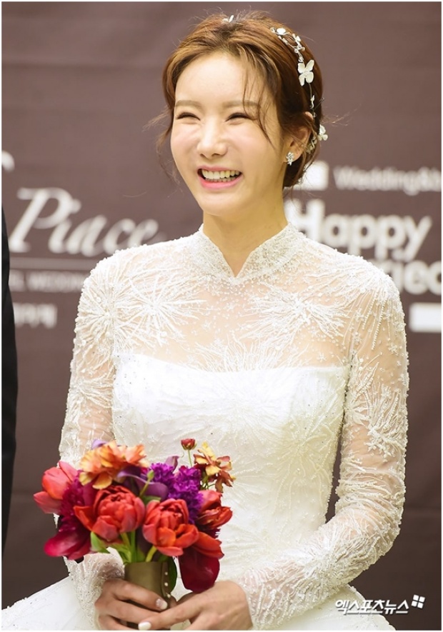 เซอร์ไพร้ซ์ ! จอง อา อดีต AFTER SCHOOL แต่งงานแล้ว!
