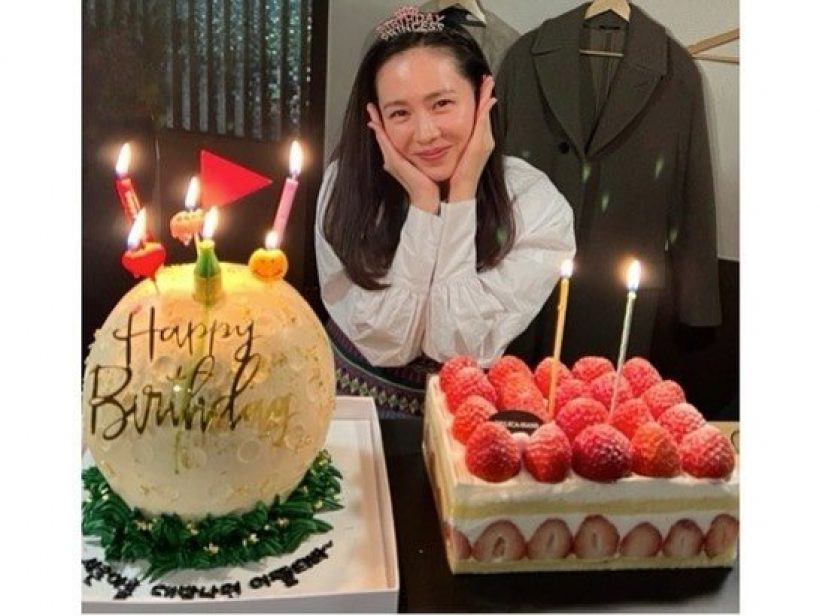 ซน เยจิน แฟนสาวฮยอนบิน อวดความรักที่เธอได้รับในวันเกิด