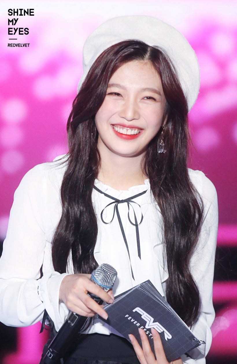 มัดรวมคอลเลกชัน รอยยิ้มตาหยีของ จอยRED VELVET มองทีไรก็ใจละลาย