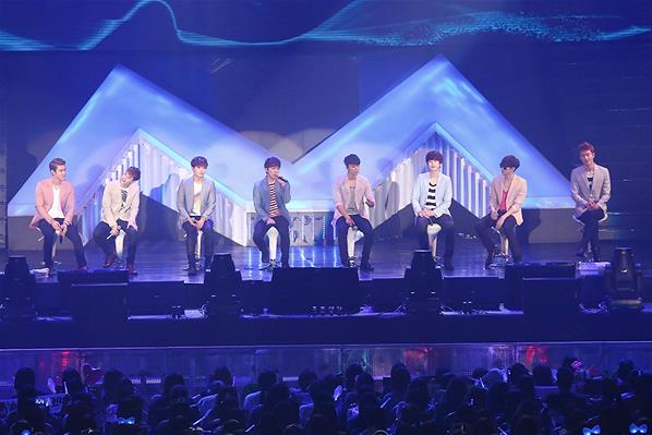 ภาพเก็บตก จากงาน2013 Super Junior-M Fan Party 「Break Down」 in Bangkok