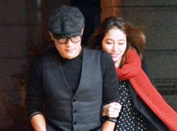 อี บยองฮุน และ ภรรยานางเอกสาว อีมินจอง 